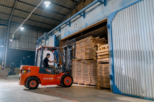 Kurşun-asit piller ile karşılaştırıldığında, lityum-iyon pil forkliftler en iyi seçimdir